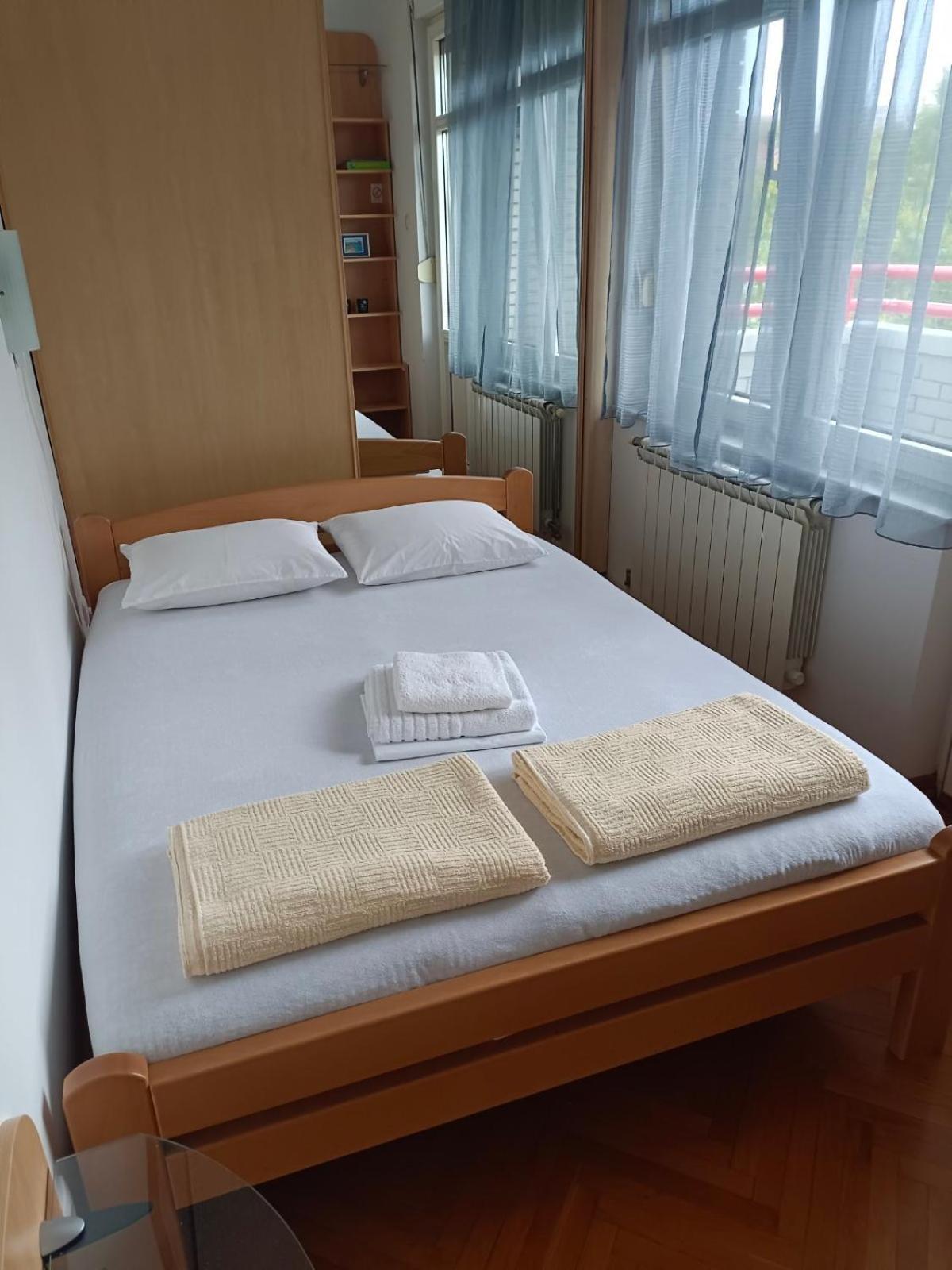 Apartamento Ramonda Belgrado Exterior foto
